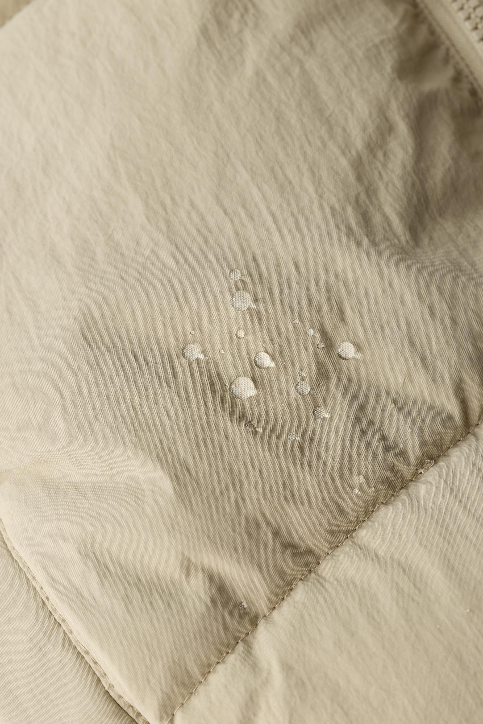 WATER REPELLENT PUFFER JACKET